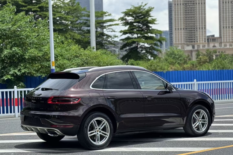 保时捷 2014款 Macan 2.0T车身外观7