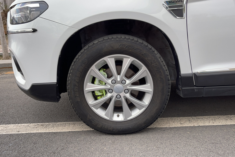 哈弗H6 2021款 运动版 1.5T 自动精英智联型 六边形格栅车身外观35