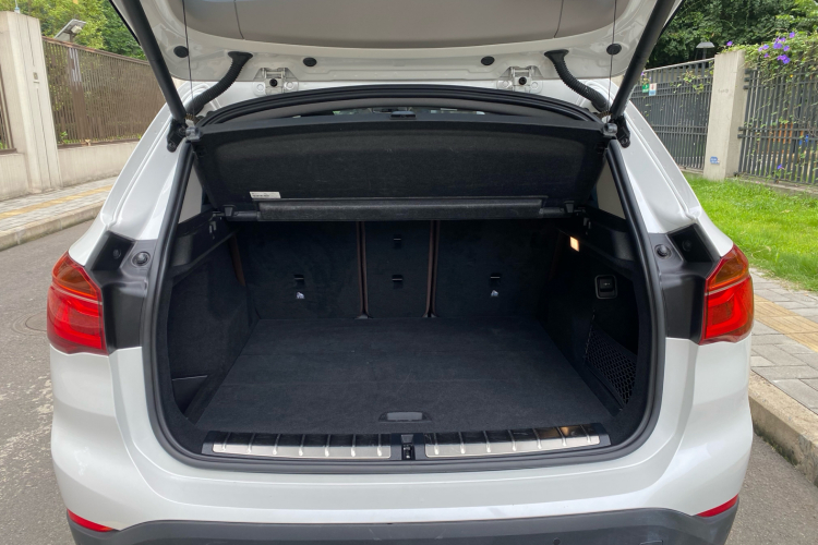 宝马X1 2018款 sDrive18Li 尊享型中控内饰23