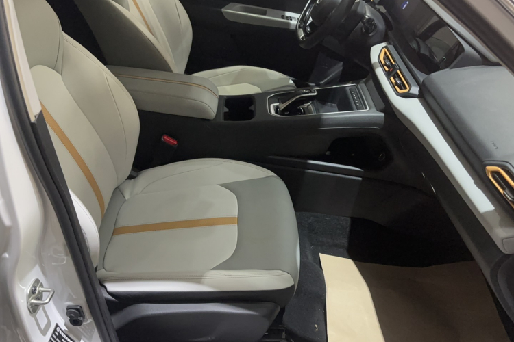 东风风神E70 2023款 PRO 智行版局部细节41