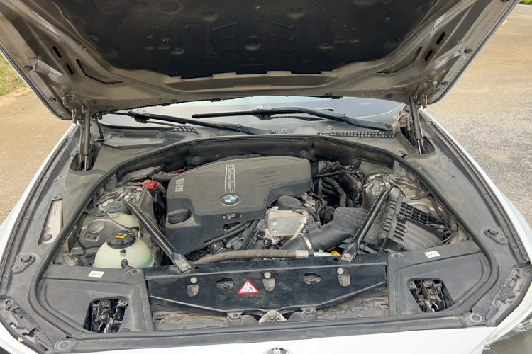 宝马5系 2014款 525Li 豪华设计套装局部细节24