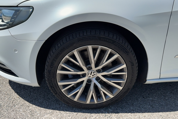 一汽-大众CC 2016款 1.8TSI 豪华型车身外观35