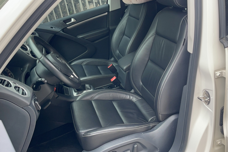 大众 途观 2016款 280TSI 自动两驱丝绸之路舒适版局部细节19