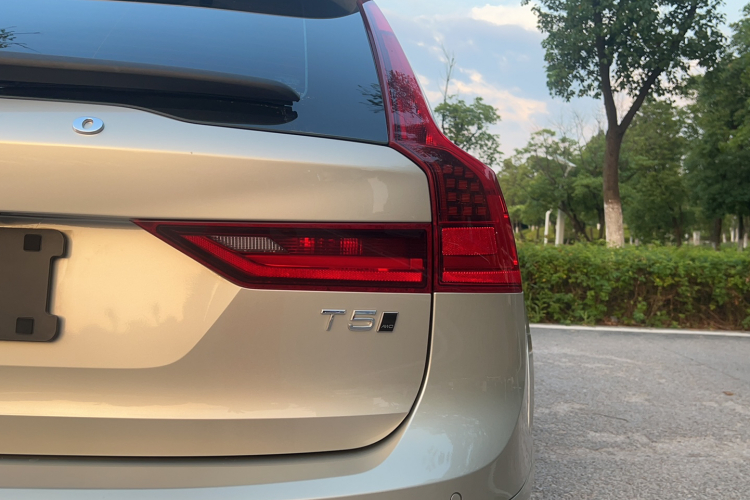 沃尔沃V90 2019款 Cross Country T5 AWD 智远版 国V车身外观6006