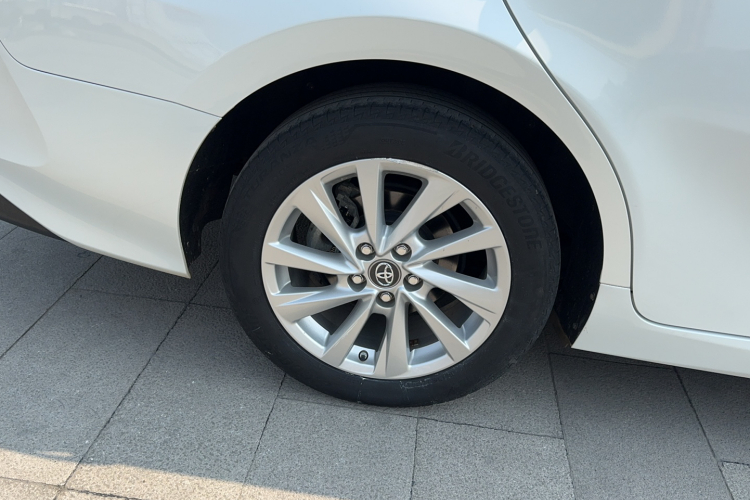 丰田 凯美瑞 2021款 2.0G 豪华版车身外观6008