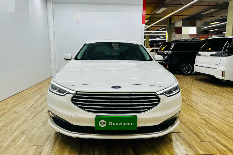 福特 金牛座 2019款 EcoBoost 245 尊享版车身外观6001