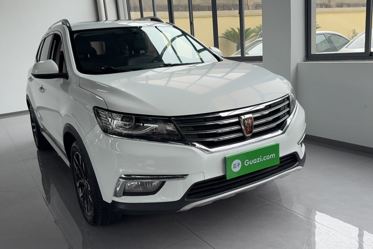 荣威RX5 2016款 20T 两驱自动互联网智享版车身外观3