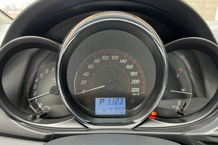 丰田 YARiS L 致享 2020款 1.5L CVT领先版中控内饰14