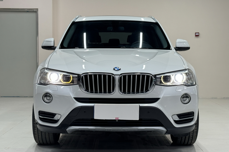 宝马X3(进口) 2014款 xDrive20i X设计套装车身外观2