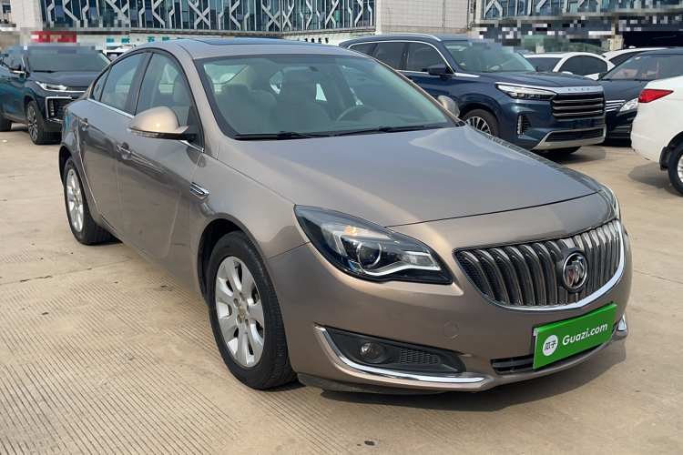 别克 君威 2015款 2.0L 领先时尚型车身外观3