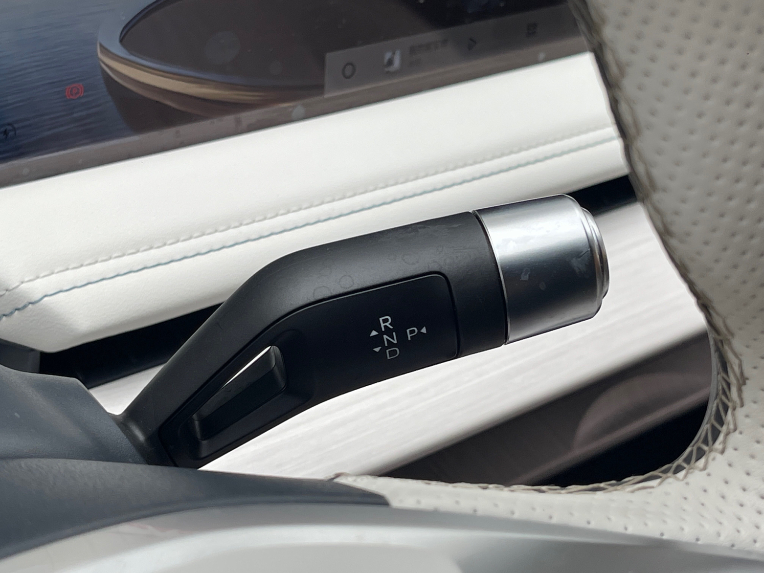 吉利银河 银河E8 2024款 665km 后驱星舰 远航版