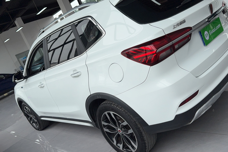 荣威RX5 2016款 20T 两驱自动互联网智享版车身外观4