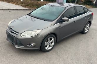 福特 福克斯 2012款 三厢 1.6L 自动风尚型