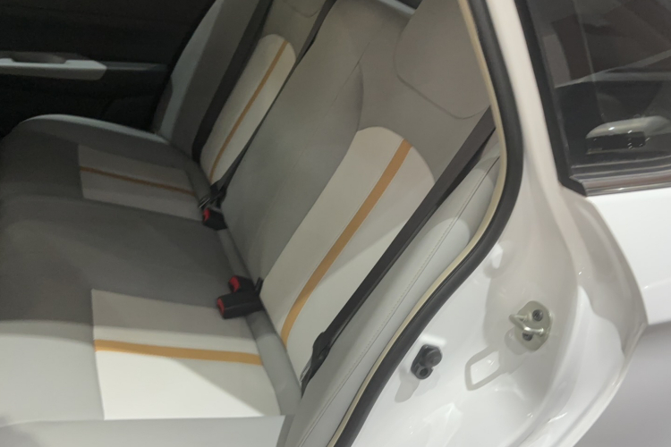 东风风神E70 2023款 PRO 智行版中控内饰7004