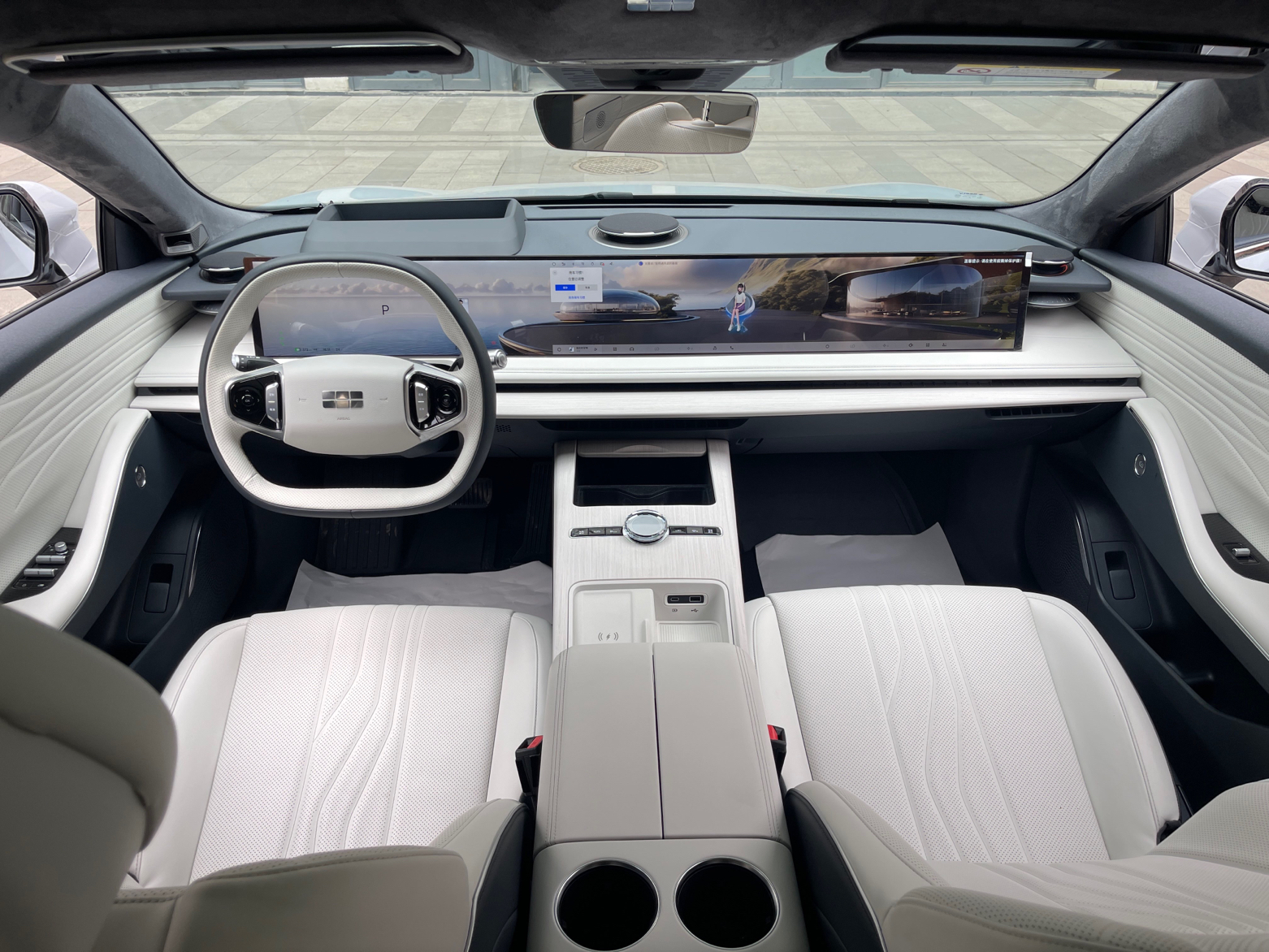 吉利银河 银河E8 2024款 665km 后驱星舰 远航版