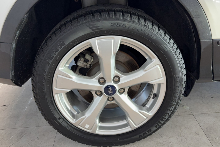 福特 翼虎 2017款 EcoBoost 180 两驱虎跃型车身外观56