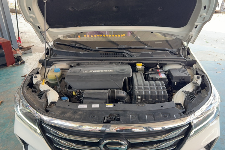 广汽传祺 传祺GA4 2018款 150N 自动豪华版机舱底盘24