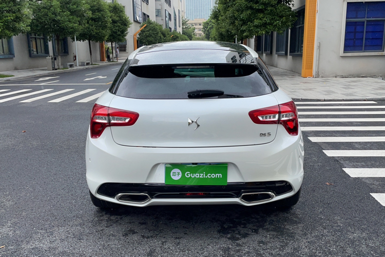 DS 5 2015款 1.8T 尊享版THP200车身外观6004