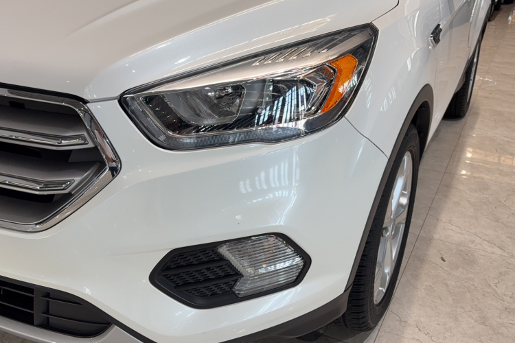 福特 翼虎 2017款 EcoBoost 180 两驱虎跃型车身外观36