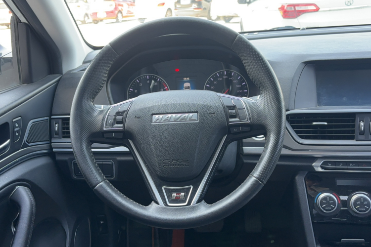 哈弗H6 2018款 红标 运动版 1.5T 自动两驱精英型中控内饰13