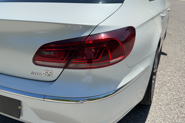 一汽-大众CC 2016款 1.8TSI 豪华型车身外观9