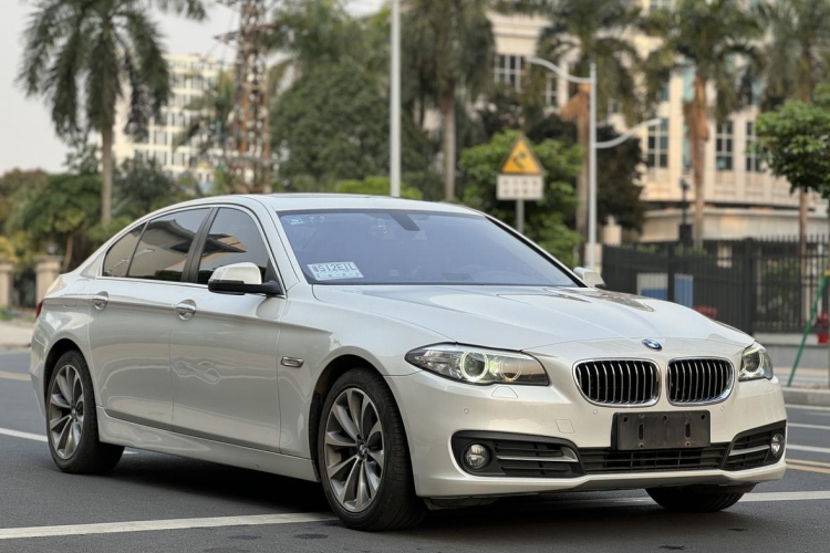 宝马5系 2017款 525Li 领先型车身外观6002