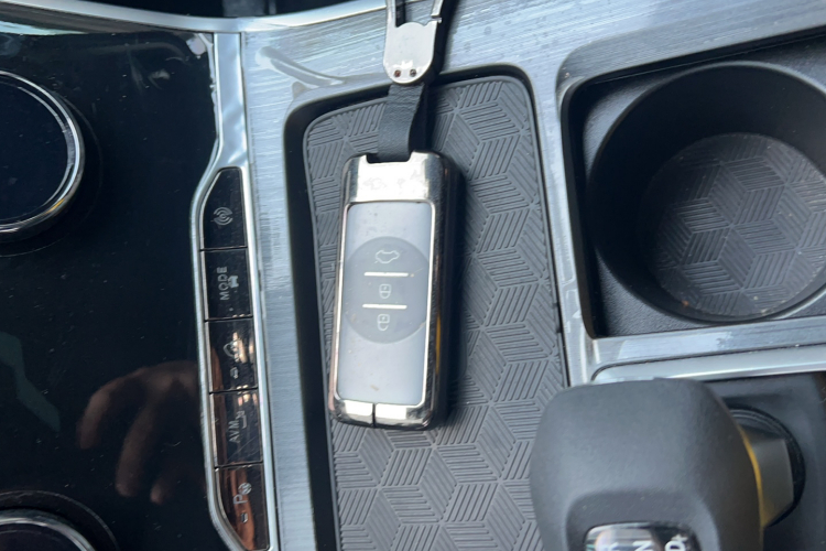 星途凌云 2023款 400T 两驱星尊版中控内饰11