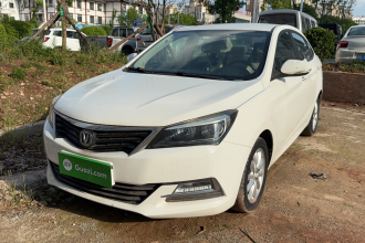 长安 悦翔V7 2016款 1.0T 手动劲驰精英型