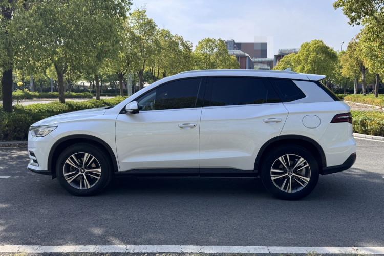 比亚迪 宋Pro 2019款 1.5T 自动豪华型车身外观4