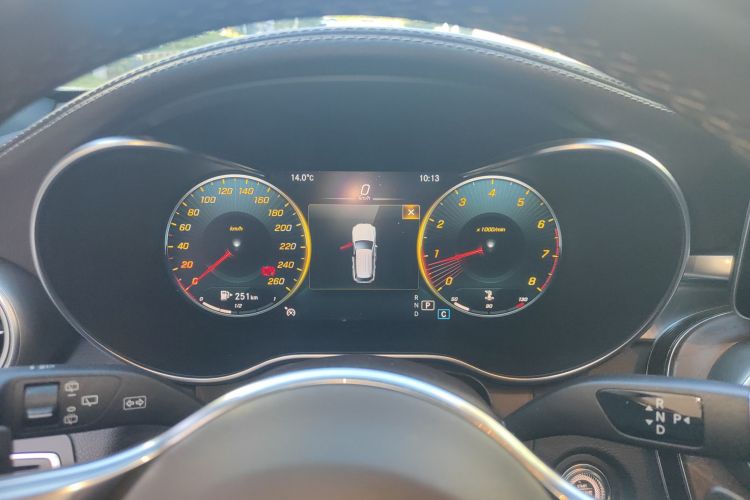 奔驰GLC 2020款 GLC 260 L 4MATIC 豪华型中控内饰14