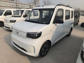 五菱汽车 五菱之光新能源 2025款 201km 舒适型