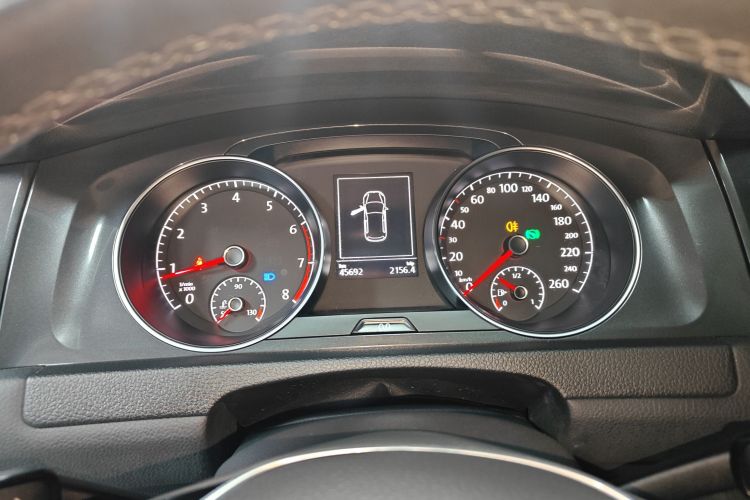 大众 高尔夫 2017款 230TSI 自动豪华百万辆纪念版中控内饰14