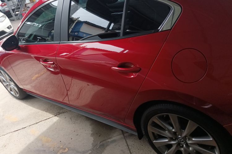 马自达3 昂克赛拉 2021款 2.0L 自动质睿版车身外观4