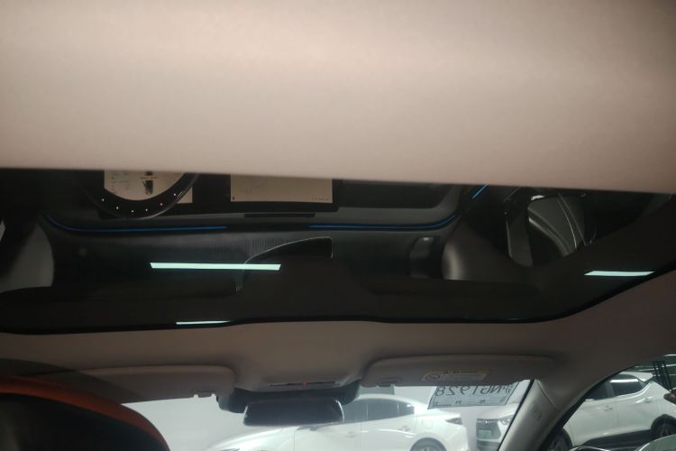 小鹏P7 2022款 625E局部细节22