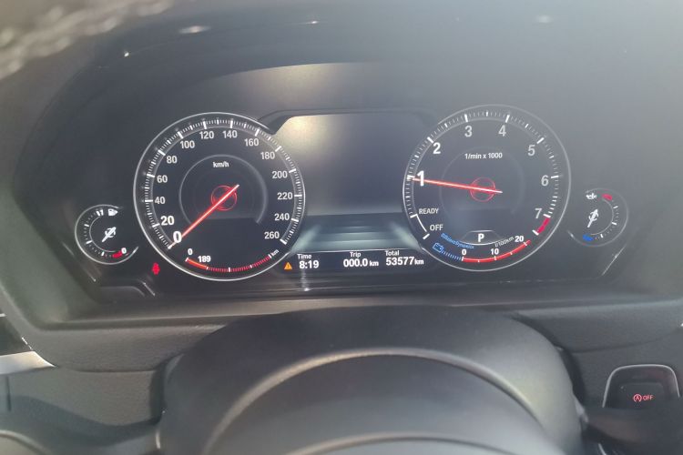 宝马3系GT 2020款 330i M运动曜夜版中控内饰14