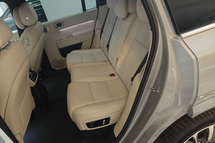 理想汽车 理想L7 2024款 Ultra中控内饰7004