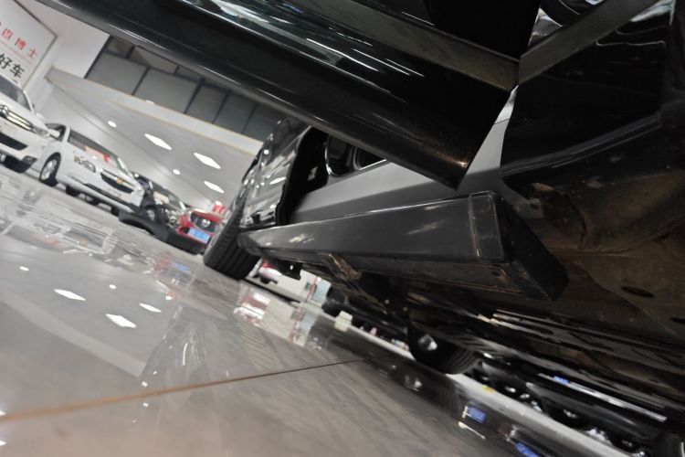 领克09 2021款 2.0T Halo 六座局部细节9001