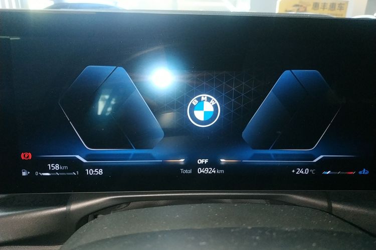 宝马3系 2024款 320Li M运动套装中控内饰14