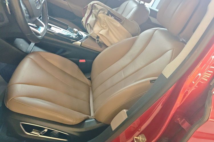 吉利汽车 博瑞 2018款 1.5T MHEV 耀尊版中控内饰19