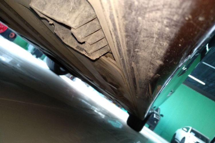 宝马3系 2017款 320Li 时尚型局部细节9001