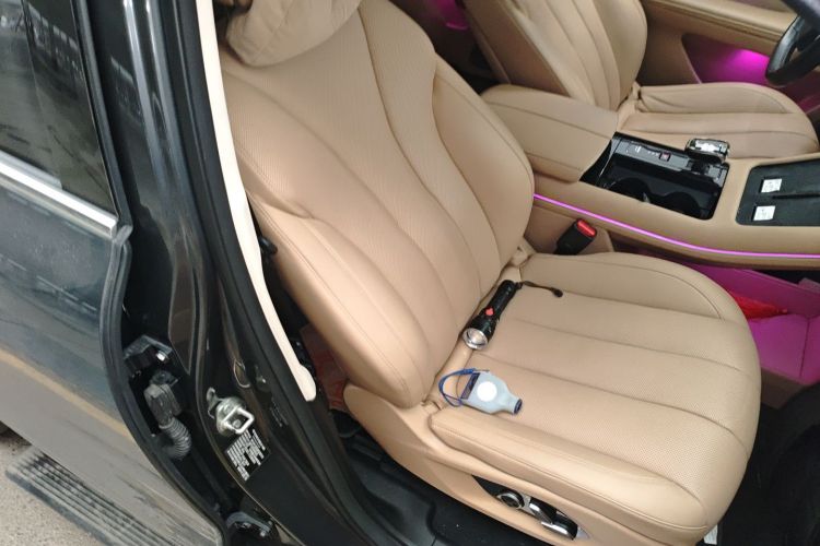 鸿蒙智行 问界M7 2022款 1.5T 四驱豪华版局部细节41