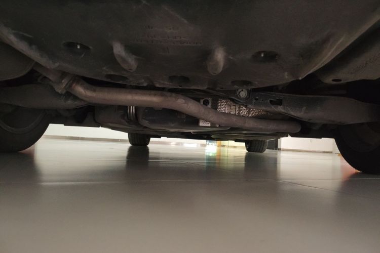 雷克萨斯ES 2020款 300h 卓越版局部细节9006