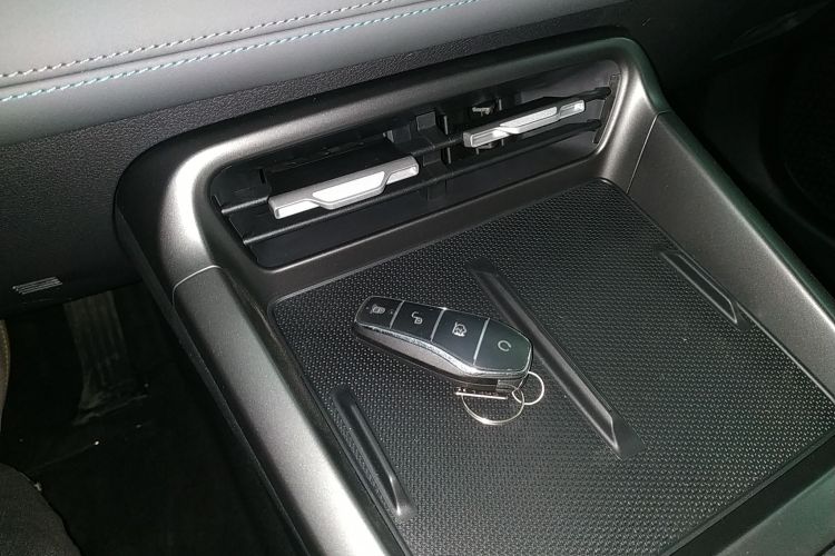 比亚迪 秦PLUS 2025款 DM-i 智驾版 55KM领先型中控内饰11