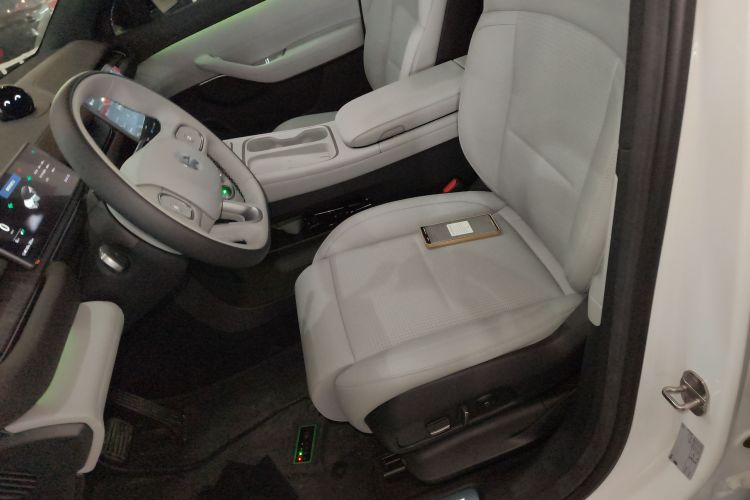 蔚来ES6 2023款 75kWh中控内饰19