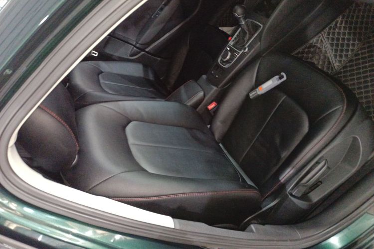 奥迪A3 2016款 Limousine 35 TFSI 领英型中控内饰41