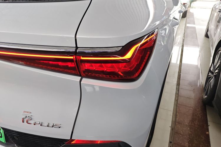 比亚迪 元PLUS 2022款 430KM 尊贵型车身外观6007