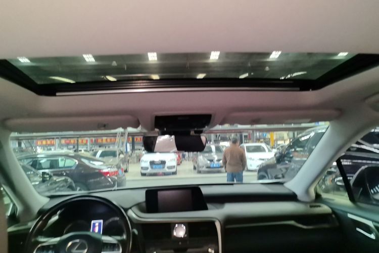 雷克萨斯RX 2016款 450h 四驱典雅版中控内饰22