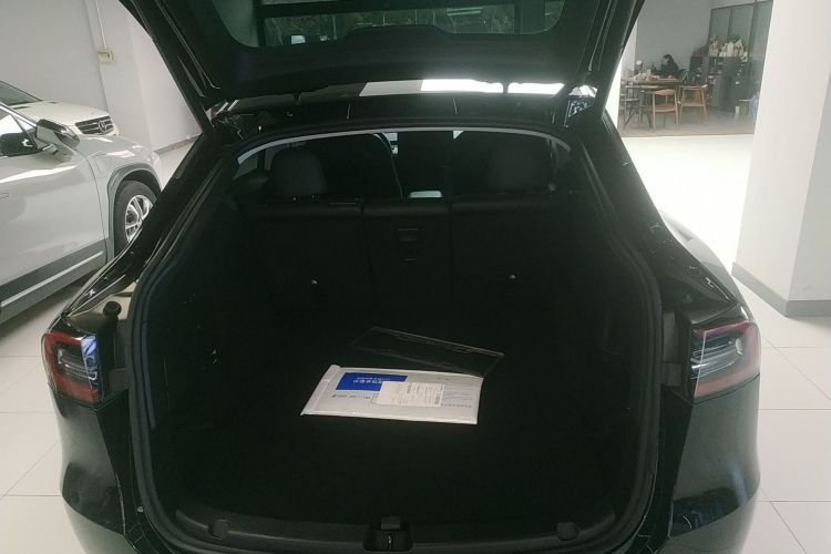 特斯拉 Model Y 2022款 改款 长续航全轮驱动版机舱底盘23