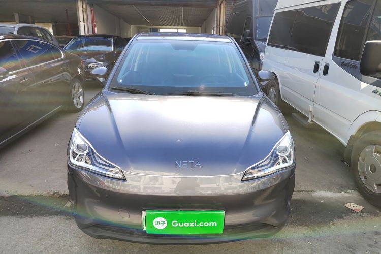 哪吒汽车 哪吒V 2021款 长续航娱乐版升级型车身外观6001