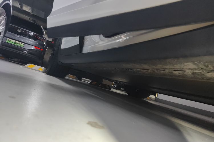 特斯拉 Model X 2019款 Performance 高性能版局部细节9001